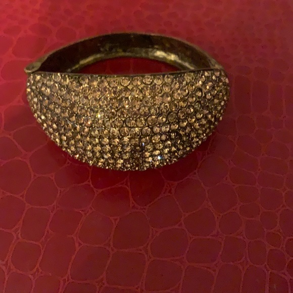 Lovely bracelet - Picture 1 of 4